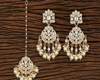 Tikka set kundan tikka and earrings/maangtikka set/tikka set/pearl tikka earrings set/kundan tikka set/Indian jewelry/Indian wedding jewelry