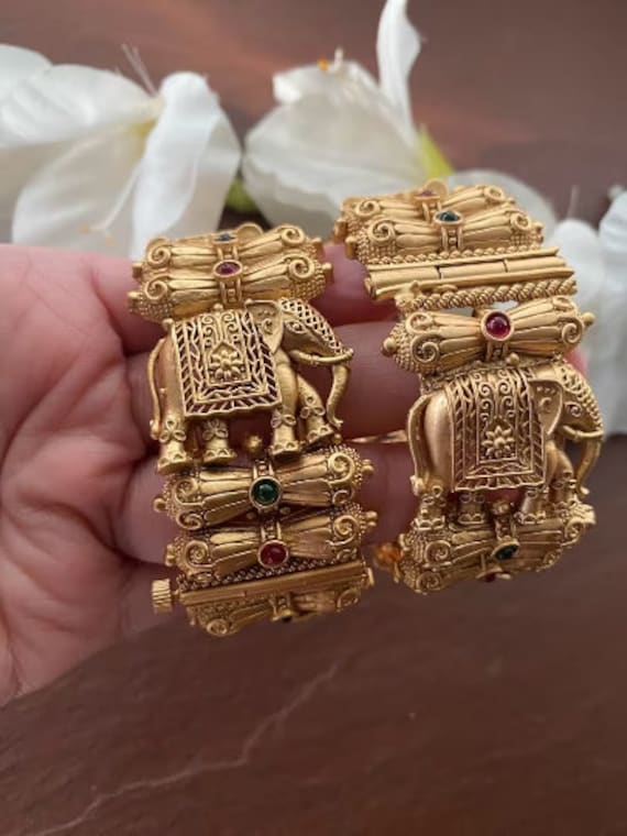 Amrapali Gold Bangles Indian Bangles/ Matte Gold Openable