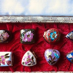 Vintage Cloisonné 8 pc/set collectible boxes