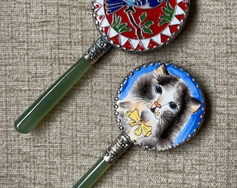 Smaller hand mirror