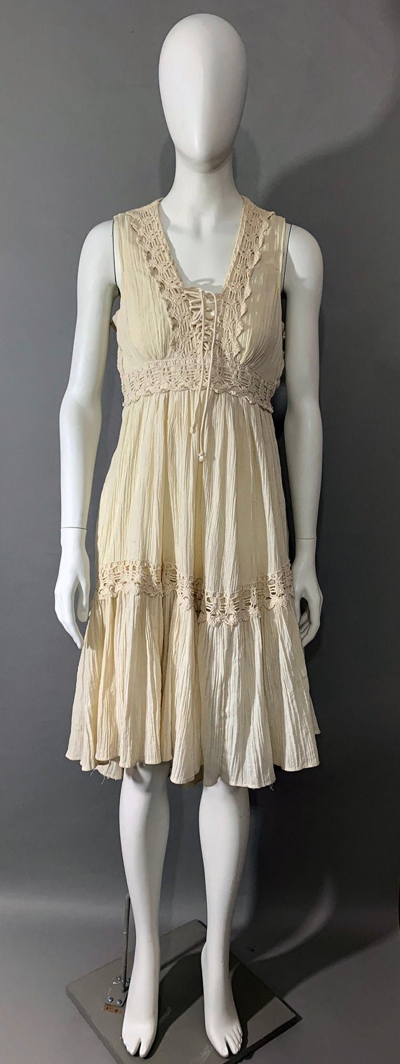 1970s Women's "Gunne Sax by Jessica" Burlap Lace P