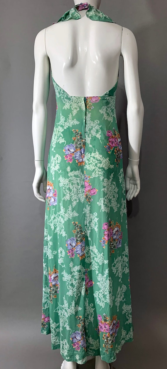 1970s Women's Floral Green Ruffle Halter Dress - image 9