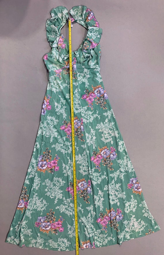 1970s Women's Floral Green Ruffle Halter Dress - image 5