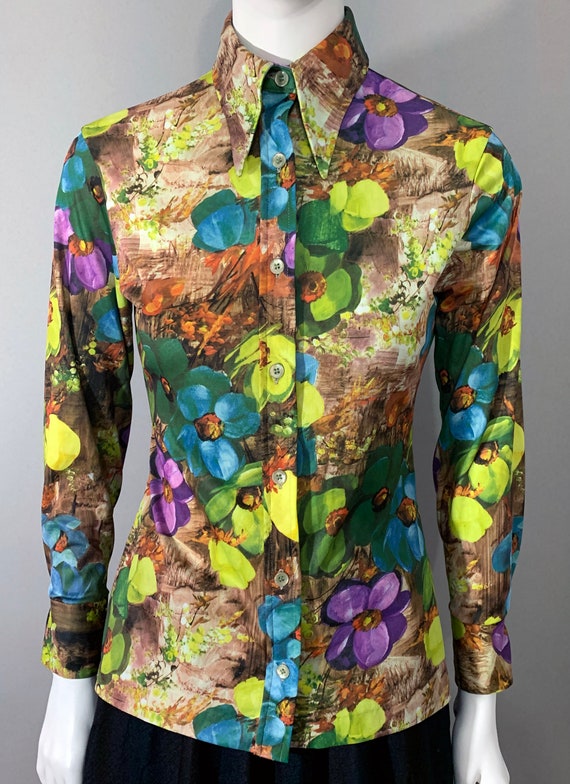 1970s Women's "BVD" Multicolor Floral Blouse - image 2