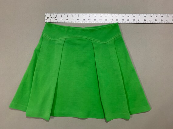 Green mini top skirt 1960s photos