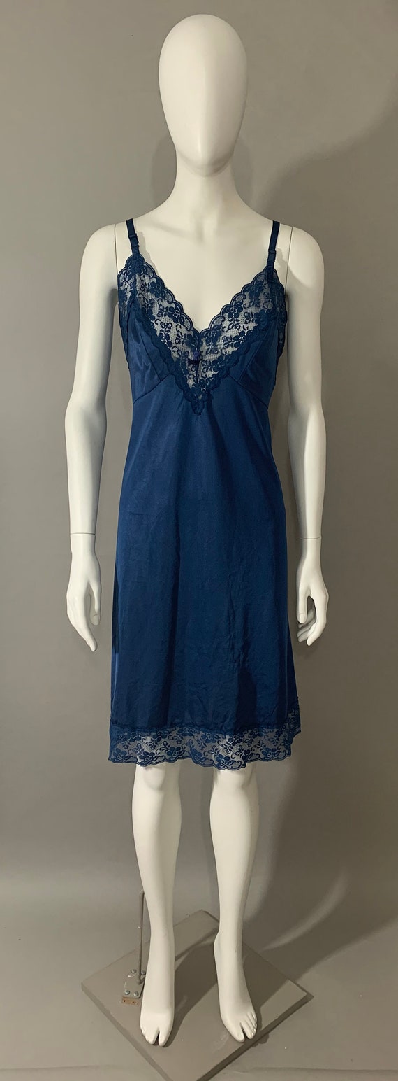 1970s Women's "Sliperfection" Lace Navy Blue Slip… - image 1