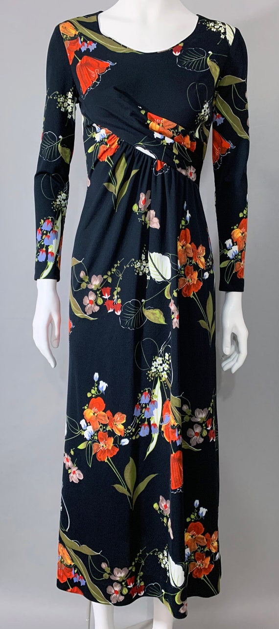 1970s Women's Floral Dress with Front Drape Detail - image 8