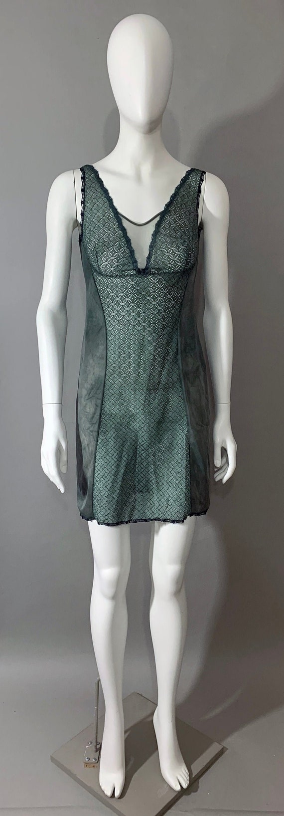 1970s Women's Green Lace Slip Dress - image 1