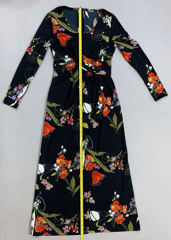 1970s Women's Floral Dress with Front Drape Detail - image 6