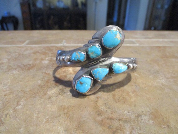 Dynamite Vintage Native American Navajo Old Morenci Turquoise Sterling Silver Bracelet Dynamite Vintage Native American Navajo Old Morenci Turquoise Sterling Silver Bracelet