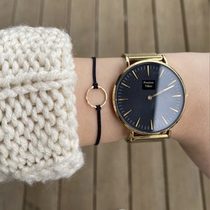 Karma Circle 14K Gold Filled, Positive Vibes Armband auf einer Karte mit Spruch, Geschenkidee zum Frauentag, Nicht anlaufend