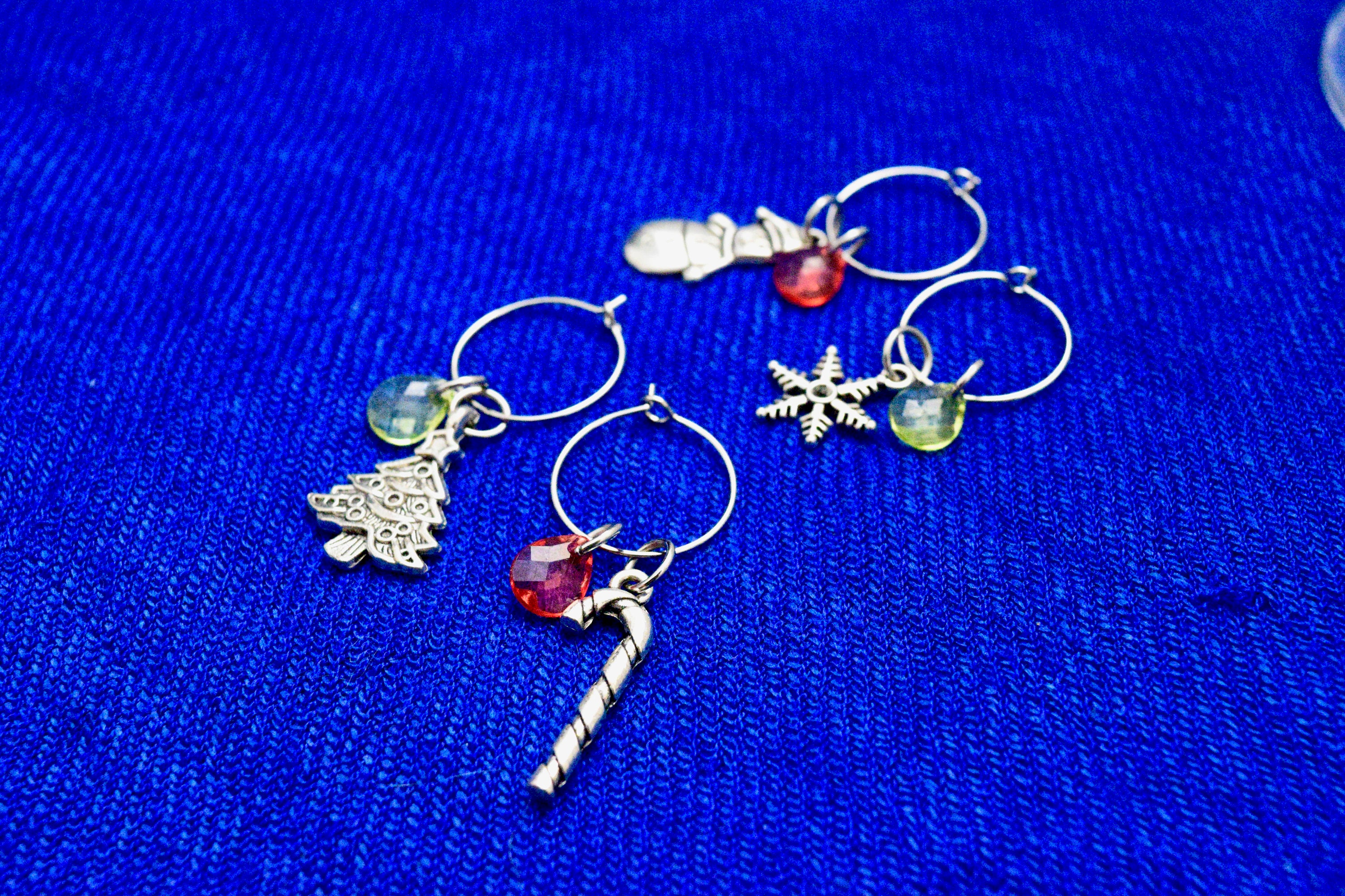 Holiday Wine Glass Markers Uniquely Charming Set of 4 Etsy UK