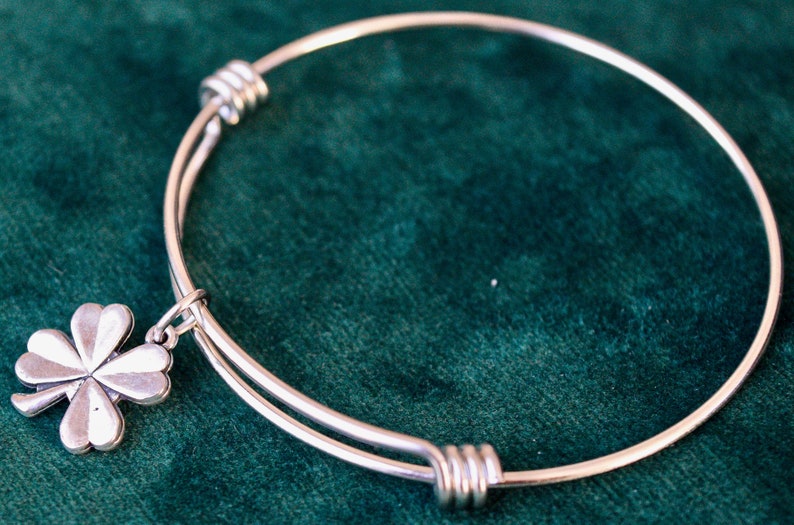 Four Leaf Clover Charm Bracelet an Adorable Gift Simple - Etsy