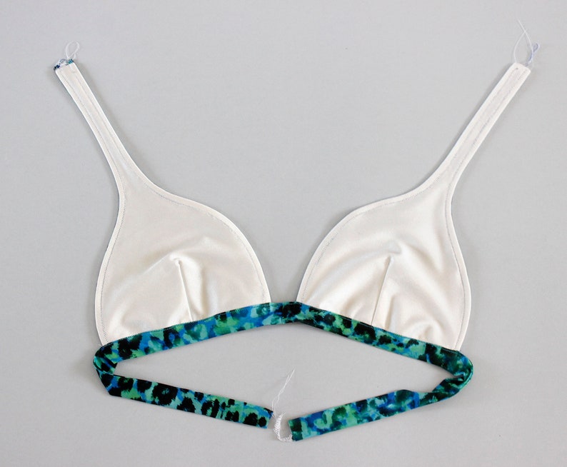 Triangle Bikini Bra Sewing Pattern, swim wear,lingerie PDF sewing patterns tutorial image 6