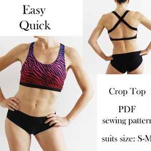 Peut inclure: Patron de couture PDF pour un haut court à imprimé zèbre. Le patron est pour les tailles S-M. Le texte "Easy Quick Crop Top PDF sewing pattern suits size: S-M" est visible sur l'image.