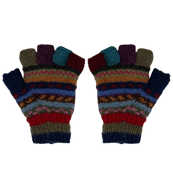 Cut 2024 off mittens