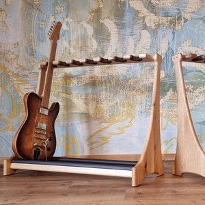 BERGFELS Bergstand 7 guitar stand, solid wood and leather!