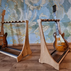 Wooden guitar stand -  Italia
