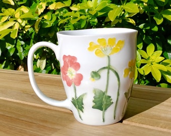 Sakusa series - Poppy, made in Japan, handmade porcelain mug, hand-painted, floral pattern, tea and coffee lovers, gift idea, daily coffee