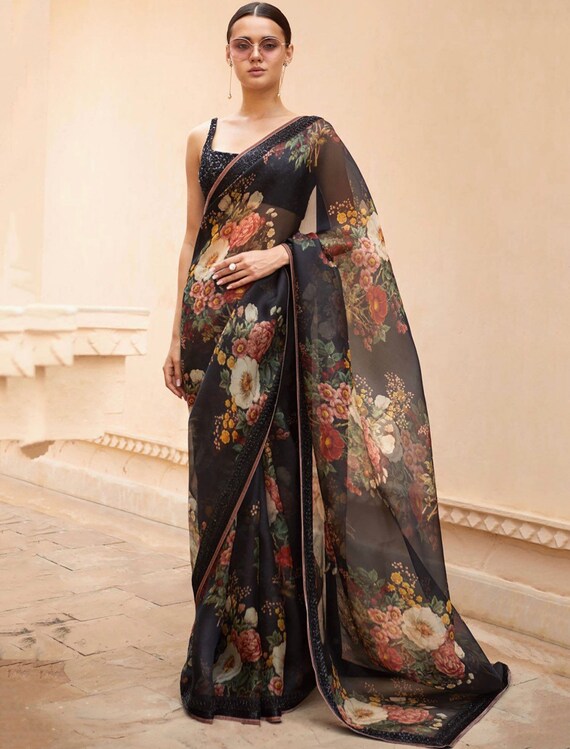 Black Saree In Organza With Floral Print And Embellished With Sequins Work Border