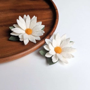 Felt Chamomile Hair Clip, Chamomile Baby Headband, Chamomile Clip, Toddler Hair Clip image 1