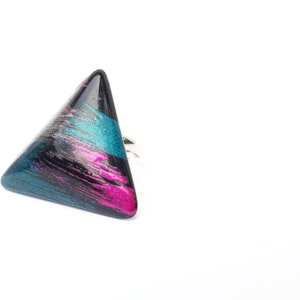 Recycelter Vintage Ring Upcycled Recycled Recycled Recycled Recycled Ringgewölbe Ring Plastik