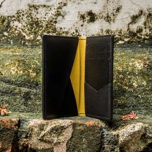 Handmade cardholder, minimalist card wallet, compact wallet leather, slim leather wallet, front pocket wallet, pocket organizer LEACUS