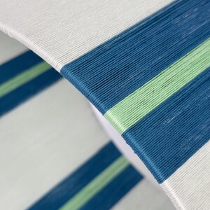 Pantalla de lámpara tejida a mano con bloques de color: moderna pantalla de hilo de algodón 7 [on photo]