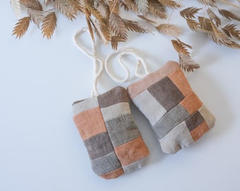 Organic Lavender sachet. Botanically dyed linen remnants. Gift sachet. Set of 2 lavender sachets. Hand-sewn.