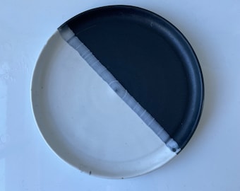 Piatto in gres fatto a mano, Piatti per l'inaugurazione della casa, Piatto in ceramica fatto a mano, Regalo per l'inaugurazione della casa, Piatti in ceramica fatti a mano