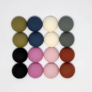 8 pairs of Matte Center/Cabochon