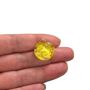 Hand Made Murano Glass Charm With 24Kt Gold Plated Pin