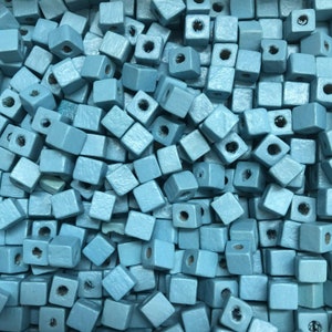 5 x 5 mm 木製キューブビーズ、木製キューブスペーサー - 青色、50 グラムパック
