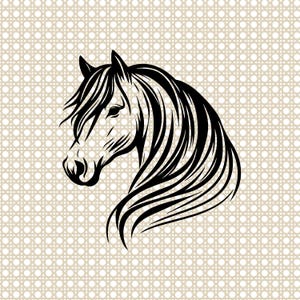 Puede incluir: Ilustración en blanco y negro de la cabeza y el cuello de un caballo. La melena y los rasgos faciales del caballo están detallados con líneas fluidas. El fondo es un patrón repetitivo de pequeños círculos.