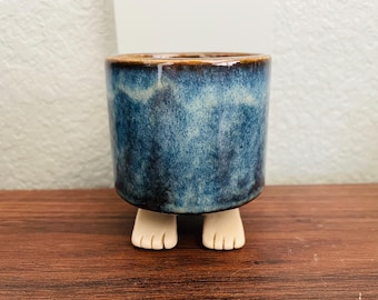 Ceramic Plant Pot, Foot Pot, Handmade Pottery