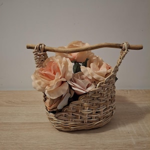 cesta porta oggetti decorativa in vimini di carta