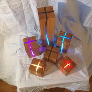 Light object oak wood epoxy resin RGB LED epoxy baterie operations