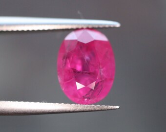 Certified Ruby 1.83cts Loose Genuine Earth Mined Faceted- Natural Reddish-Pink 8.25mm x 6.25mm x 4.10mm Unmounted Corundum