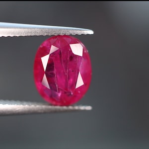 Certified Unheated Ruby 1.13cts Loose Genuine Earth Mined Facet Natural Red Pink Untreated Ruby 7.20mm x 5.89mm x 2.73mm Unmounted Corundum