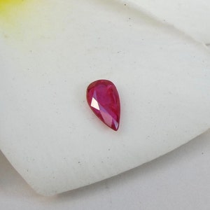 Half Carat UNHEATED Certified 0.57ct Teardrop Pear Ruby Loose Earth Mined-Genuine Red Ruby 7.97mm x 4.26mm x 1.63mm Unmounted Corundum