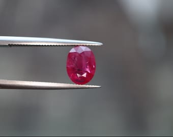 Certified Ruby 1.38cts Loose Genuine Earth Mined Faceted- Natural Reddish-Pink 8.07mm x 6.00mm x 3.14mm Unmounted Corundum