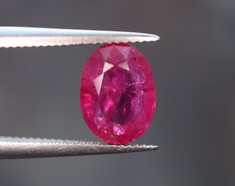 Certified Ruby 1.40cts Loose Genuine Earth Mined Faceted- Natural Red Pink 7.76mm x 5.72mm x 3.30mm Unmounted Corundum