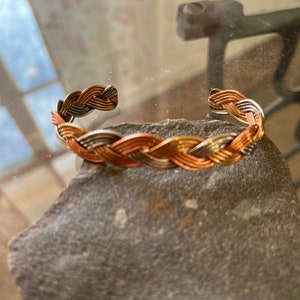Copper Navajo unisex braided bracelet arthritis sufferers 6&quot; long 1&quot; gap