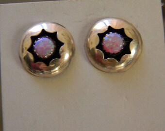 Ladies Pink fire Opal shadowbox post earrings 1/2" diameter Sterling silver Zuni made