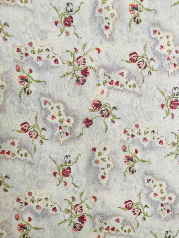 Liberty Tana Lawn 13”x 9” Red flower on a cream background. This ‘Honeymoon’ design is a lovely fabric.