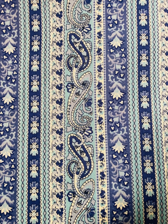 A very pretty blue unnamed Paisley type Vintage Liberty Tana Lawn 40 x 50 cm