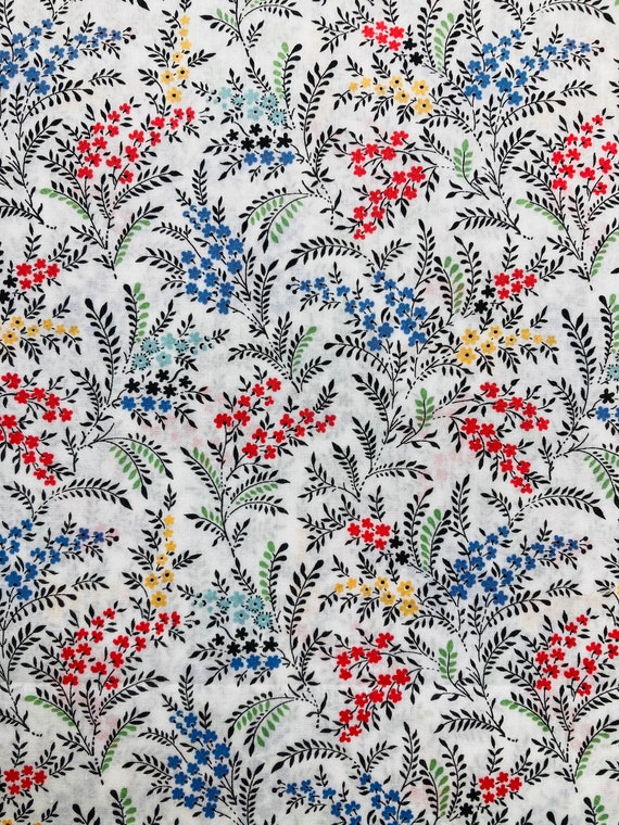A lovely Liberty Tana Lawn 13 x 9”  fabric, Red and Blue ‘Hope Springs’. I offer international shipping.