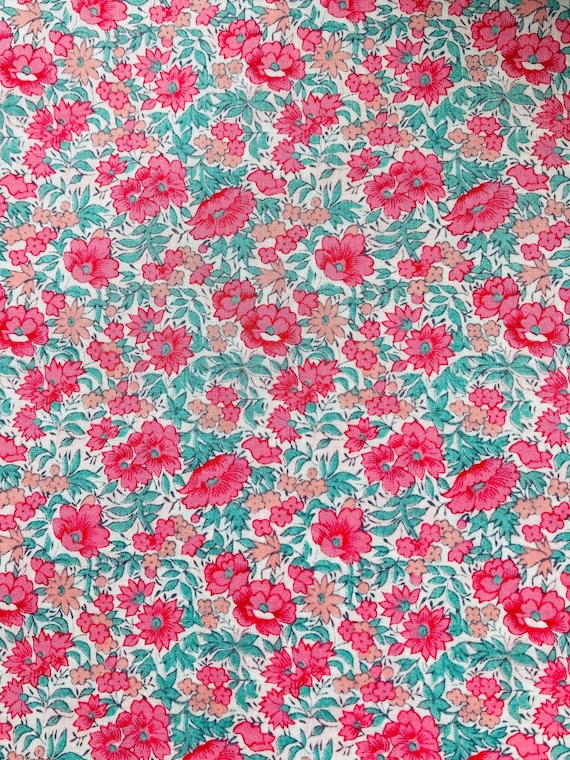 A beautiful vintage ‘Rosalind’ Liberty Tana Lawn cut to a generous 17” x 9 1/2” Pink and Green