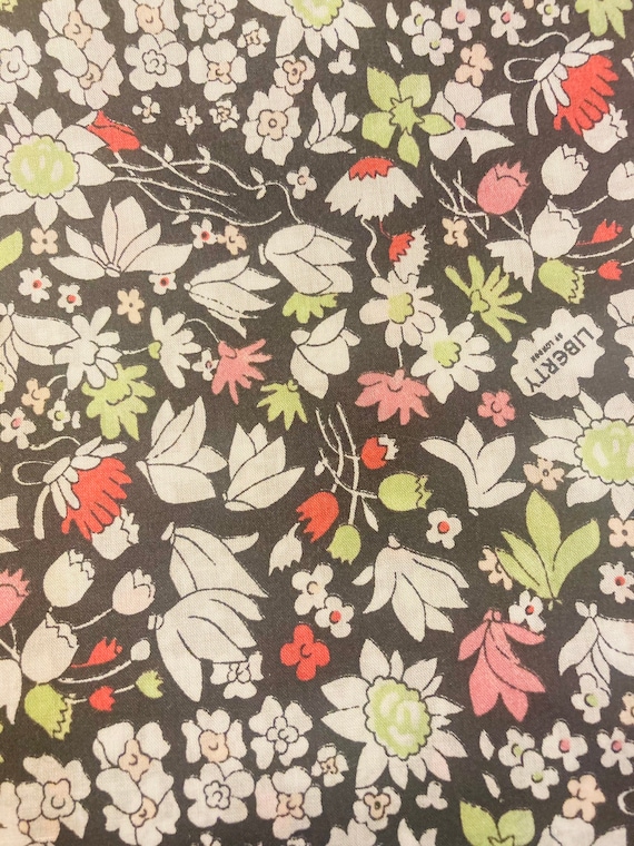 A Lovely discontinued Black and Green Liberty Tana Lawn 13”x 9” Fabric. International postage