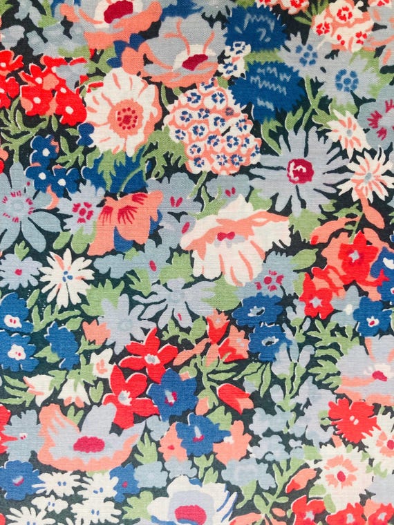 A Beautiful Vintage Red and Blue ‘Thorpe’. This lovely Liberty Tana Lawn Is cut to a generous 17 x 9”